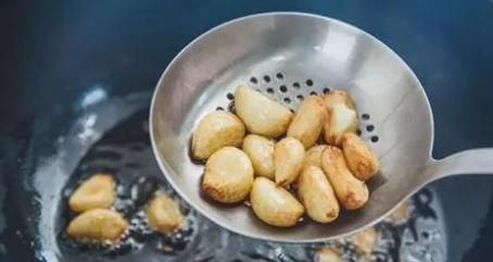 健康|菜籽油、花生油、大豆油,吃哪种油最健康?营养师告诉你怎么吃