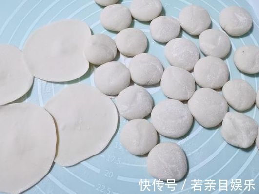 搅拌均匀|调饺子馅时,切记这2个要点,很多人不知道,难怪饺子不鲜也不香
