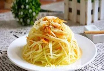 新徽式蒸白鱼|美食推荐:鸡腰焖猪尾、泰汁拌木瓜、新徽式蒸白鱼制作方法