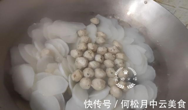 红枣|冷冬，皮肤干燥喉咙干痒，这几道营养滋润汤收藏了，上班族必备！