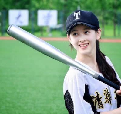 五官|长相干净的女生,一般都会有这4特点,即使五官很一般男生也喜欢