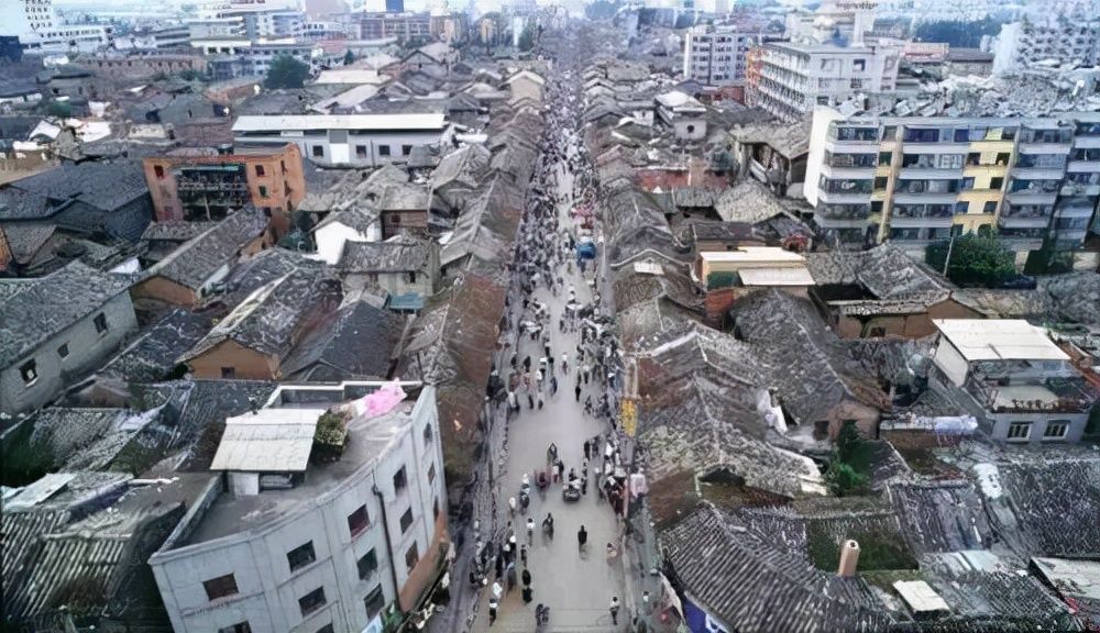 昆明|老照片：80年代的昆明街景，每一张都是回忆