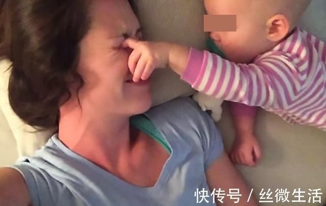 敏感期|妈妈被宝宝戳伤变“独眼龙”,诚心告诫父母:带娃时要保护好自己