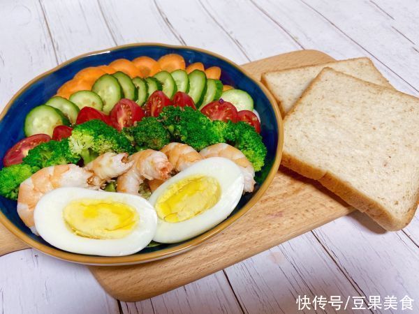 油醋汁|#一周减脂不重样#减脂蔬菜沙拉这样做，才好吃哦