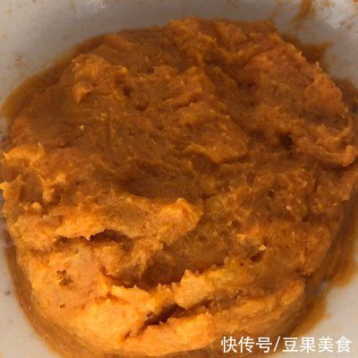 好吃到舔盘的红薯麻薯肉松软欧包，吃一次就上瘾