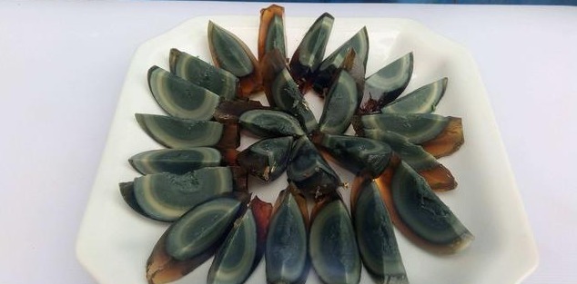 皮蛋|做法简单,不用蒸不用炒上桌就可以吃