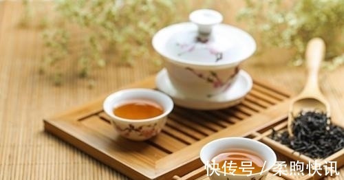 喝茶@红楼梦:贵族怎样饮茶?用什么水烹茶、用什么茶具喝茶都有讲究