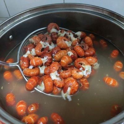 虾尾|麻辣虾尾这么做，健康还营养，好妈妈要收藏