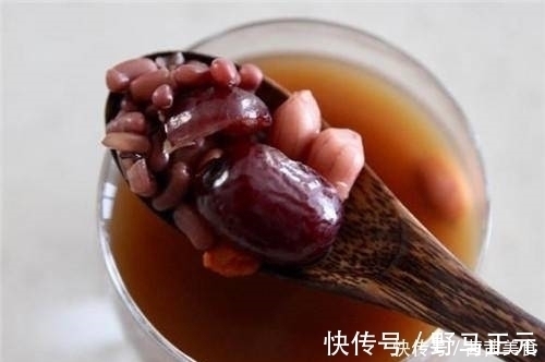 它是穷人的“阿胶”,每周坚持食,面若桃花,腮红口红都省了!