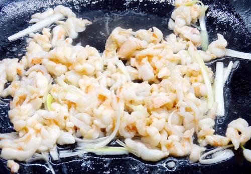 每逢佳节胖三斤，试试这道“鲜加鲜”，又叫洗肠草，多吃不长胖