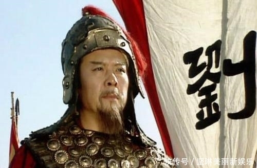 搭档|庞统和徐庶若在，刘备麾下三大顶级军师，谁会是关羽的最佳搭档？