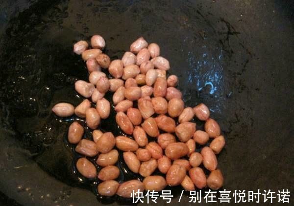 菠菜叶|菠菜配上一把“它”，血糖血压稳了，胆固醇也低了，男女不可错过