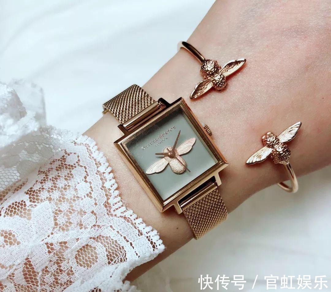 穿搭 女人戴“手镯”还是“手表”好看三个理由告诉你,戴错很尴尬!