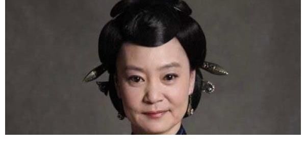 劉雪華|62歲瓊瑤女郎劉雪華參加節(jié)目，自曝獨(dú)居10年，擔(dān)心摔倒沒人知道