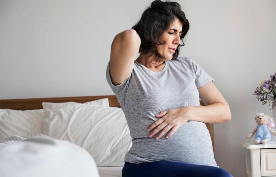 妈妈躲不开的“产后腰痛”：早在怀孕已经注定，预防方法可收藏