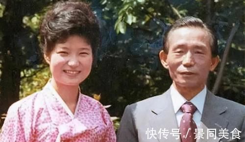 学习书法$朴槿惠,为何写得一手漂亮的中国书法?她的书法水平,到底如何?