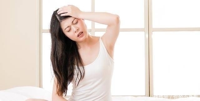 排卵日|月经走后10天，若女性身体有这3种感觉，或许是身体要排卵了