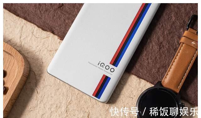 传奇版|传奇设计彰显旗舰本色！iQOO8Pro真机外观赏析