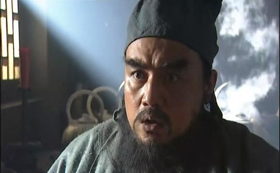 史太公@水浒传,史进与鲁智深初次见面,就爽快借出十两银子,原因很现实!