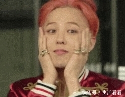 灰色大衣|原来围巾和大衣这么配,让你轻松撩到男神!女人最热爱的就属它了