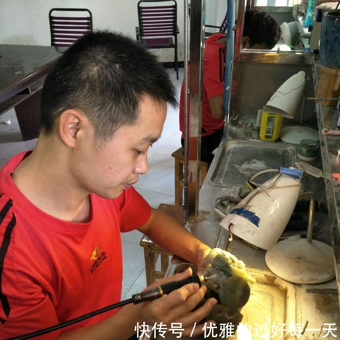 这里发现一块河磨“玉王”,曾深埋六年,如何开发却让人伤透脑筋