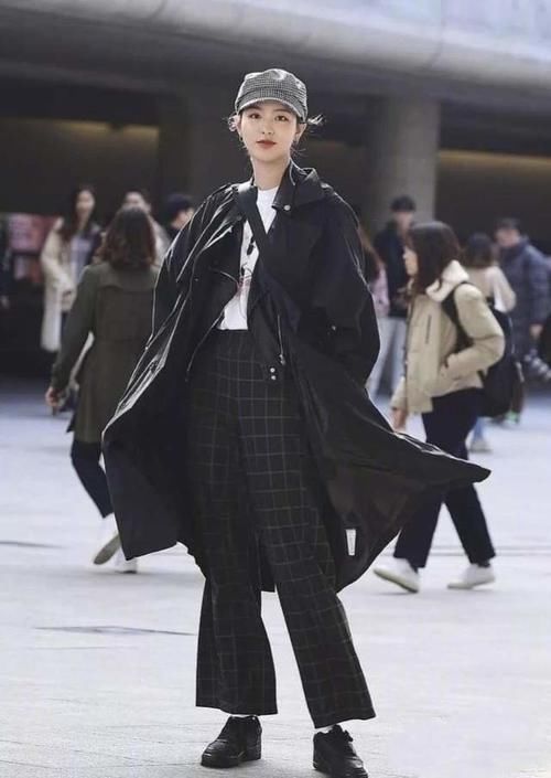 这个春季，你需要有一件风衣，穿出满满的时尚优雅范