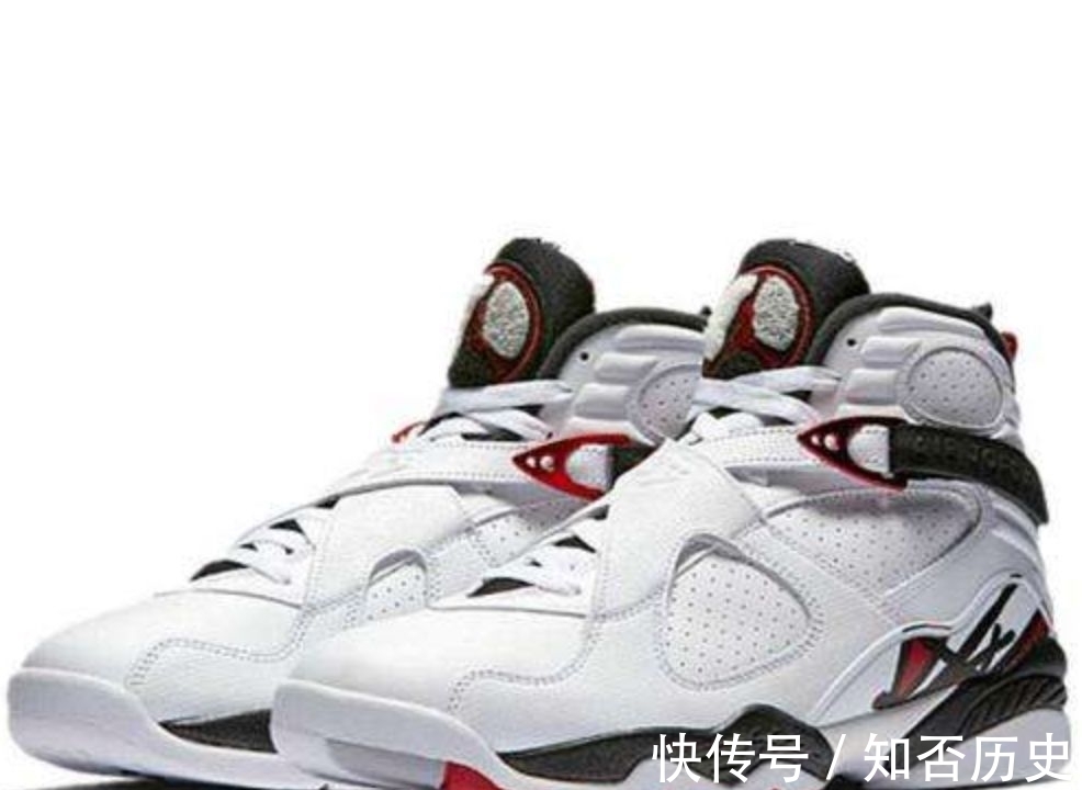 乔丹 一次开箱33双鞋!所有的AJ正代,背后都有哪些故事?