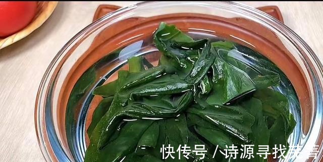 裙带菜和它做汤,鲜香浓郁,配上一碗米饭和泡菜,太香了!