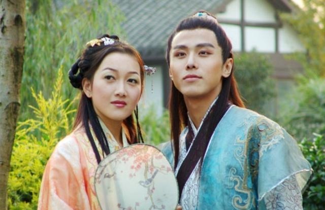 秀才!才女能对出我上联者,我嫁之,丑秀才句句对仗工整,抱得美人归!