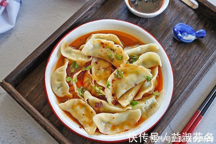 金针菇|金针菇你还在凉拌用它做饺馅包饺子,全家人都夸味道真棒
