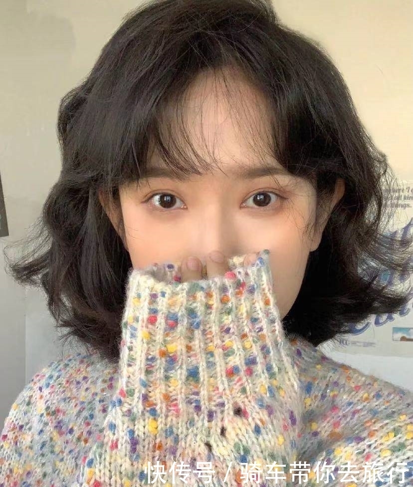 在家就能打造明星同款发型!万能卷发棒使用技巧,简单改变发型