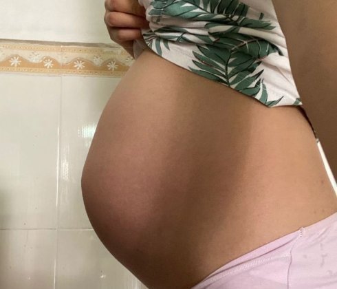 孕妈妈们|准妈妈为了婚照,把肚子里的宝宝给疏忽,让人无法淡定