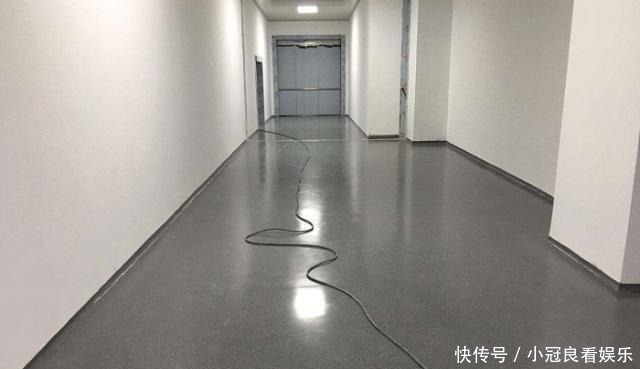 自流平|越来越多人装修时不贴地砖，改做整屋水泥，想知道为什么吗？