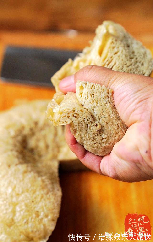 灵魂|全网都在做凉皮,我教大家做凉皮里的灵魂蒸面筋,不用洗面特简单