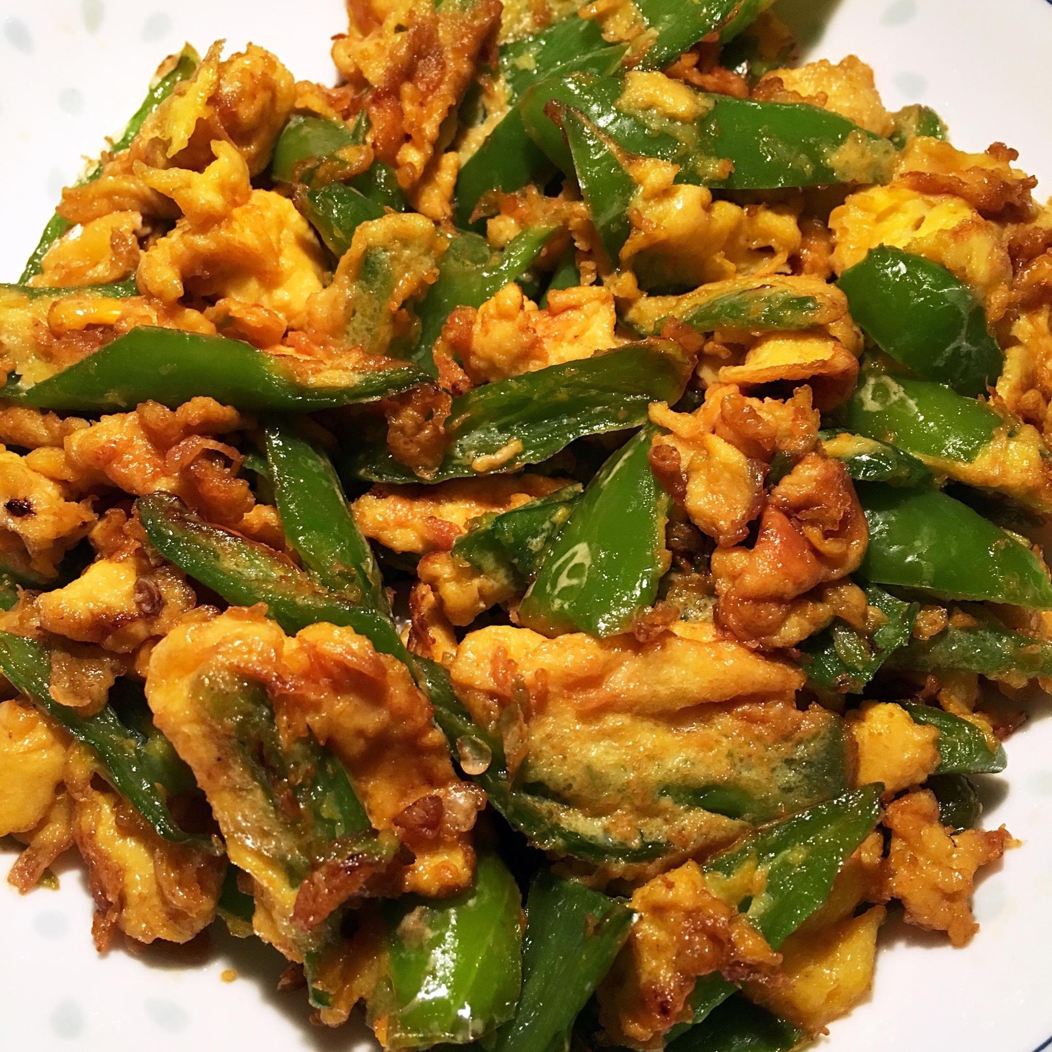 好吃又好看的青椒炒蛋,香气浓郁、营养丰富,成本只要几块钱!