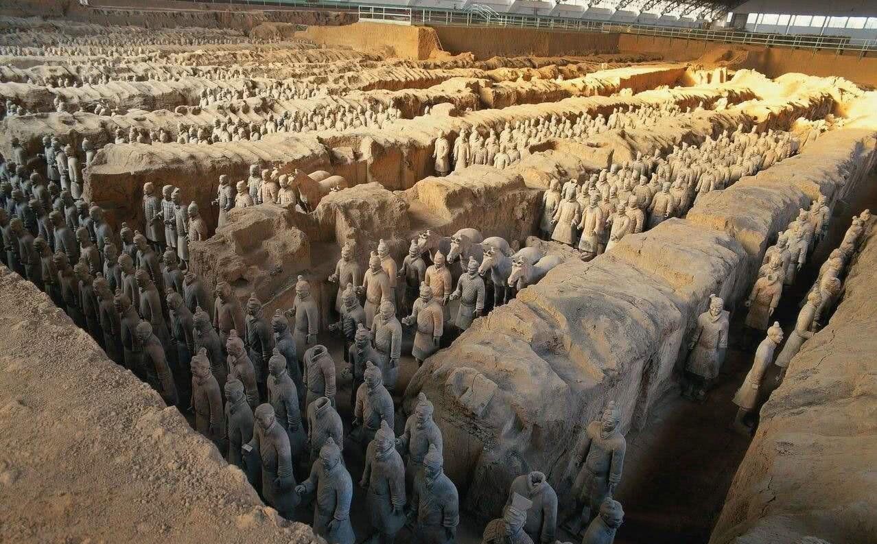  秦始皇|世界八大奇迹之一，秦始皇兵马俑博物馆
