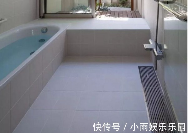 深色|80后阿姨晒新家，6处设计盲目跟风，越看越土气，费钱又添堵！