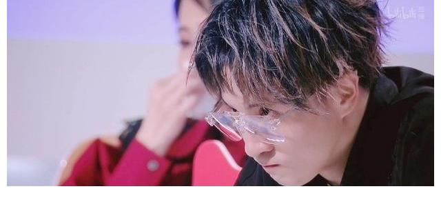 有一档综艺本是冲许嵩而来，却在“有谱”中彻底沦陷