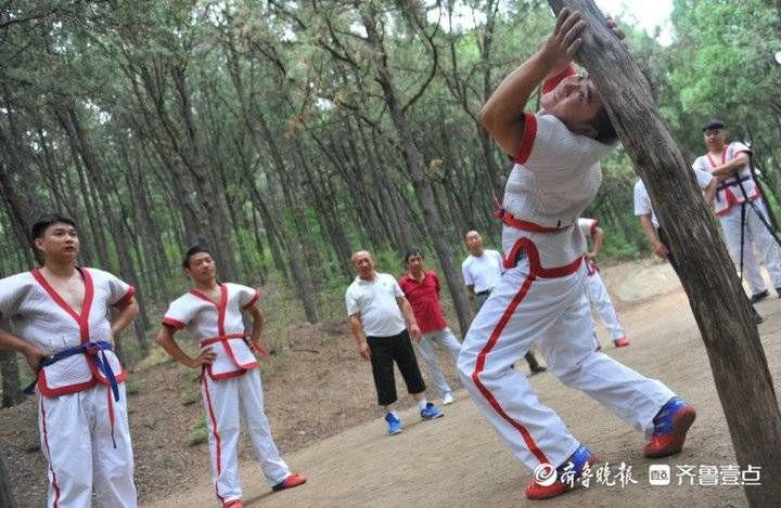 隐于山林间！马鞍山上的济南摔跤场|拾光| 马连