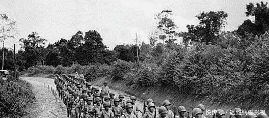 炮弹|此小兵当俘虏后便步步高升,竟成为师长,30万发炮弹撼不动他!