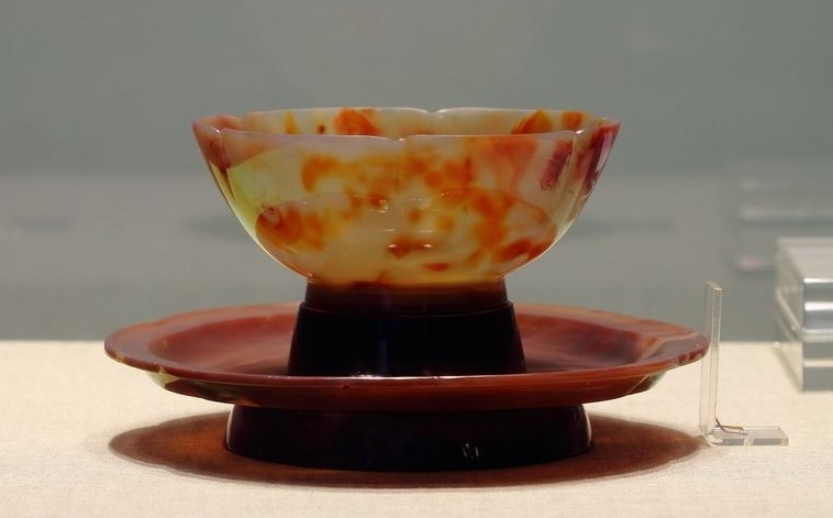 厘米|盗墓贼打开千年古墓,5厘米之隔布置巨额陪葬,专家:造化弄人