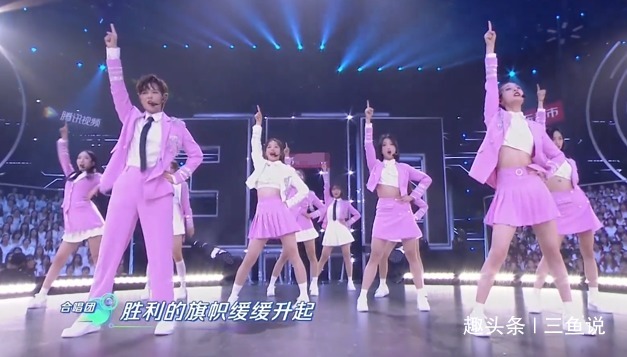 火箭少女隊長三次提團魂卻忘了解釋賴美云的缺席，吳宣儀機智救場