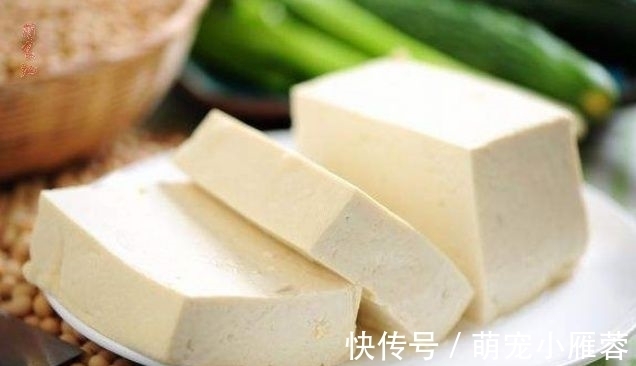 豆腐买多了，切记不要放冰箱！摊贩教我土方法，放15天不会坏