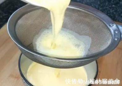 蒸蛋时,加水直接蒸是大错!大厨教你4技巧,蛋羹细嫩鲜香超好吃