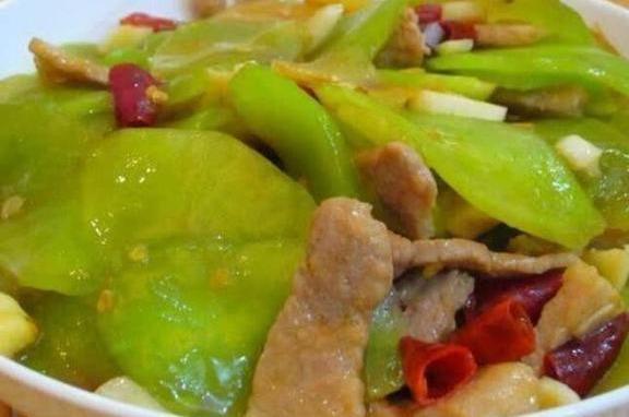 天气越来越暖和了,推荐10道爽口美食,清淡不油腻,还提高免疫力