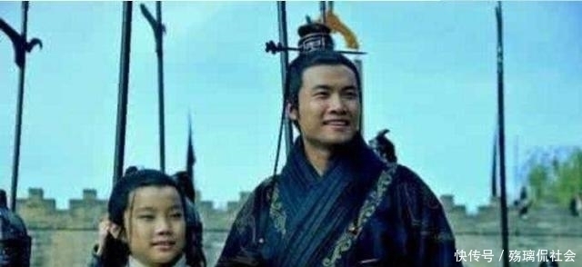 曹冲|得知曹冲被害后，曹操哭着说了这八个字，曹丕在一旁吓出冷汗