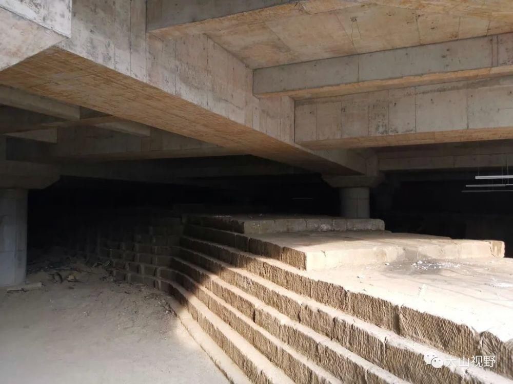 阆中鱼翅广场，惊艳登场！