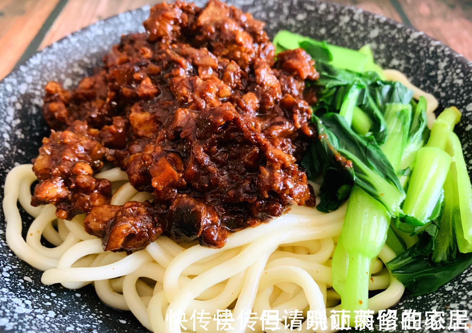 三伏天，教你5种好吃的面条做法，开胃解馋又消暑，全家都爱吃