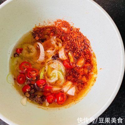 大厨|这道腊排骨腊肉火锅比米其林大厨做的还好吃