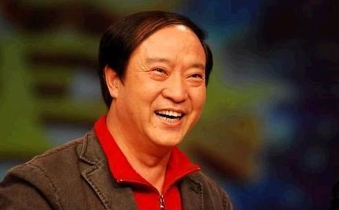 黄金搭档|他上过14次春晚,冯巩的"黄金搭档",今离婚单身71岁生活落魄